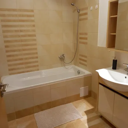 Centrum * בויניצה